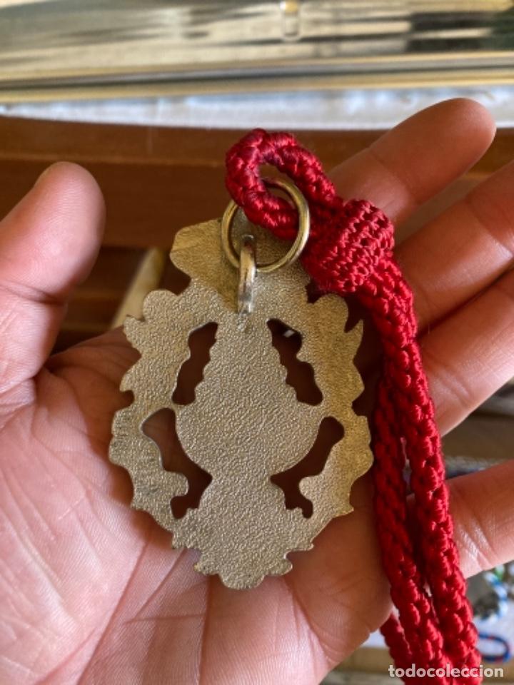Antig&uuml;edades: Medalla religiosa de cofrad&iacute;as - Foto 1
