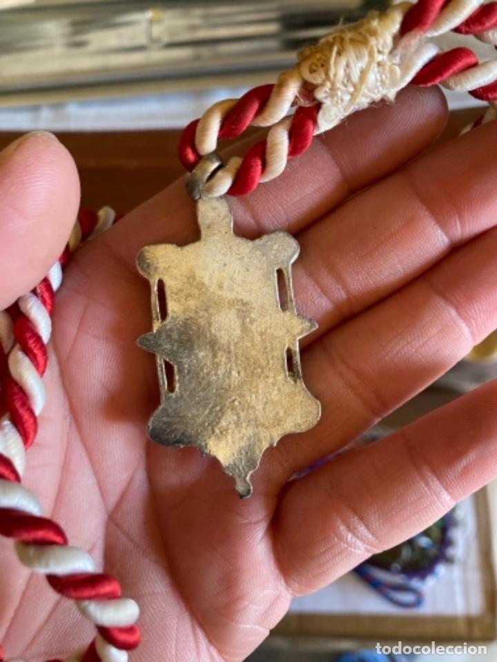 Antig&uuml;edades: Medalla religiosa de cofrad&iacute;as - Foto 3