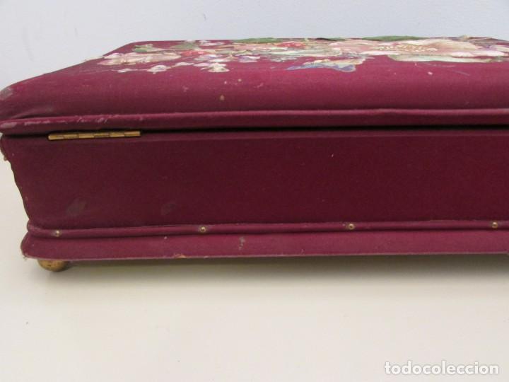 Antig&uuml;edades: CAJA ISABELINA S.XIX - Foto 15