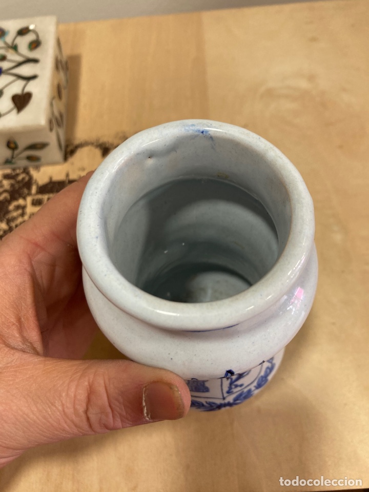 Antig&uuml;edades: Bonito botecito de Talavera - Foto 2