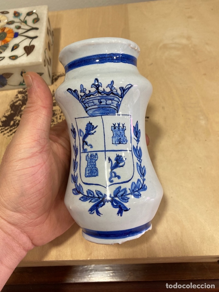Antig&uuml;edades: Bonito botecito de Talavera - Foto 1