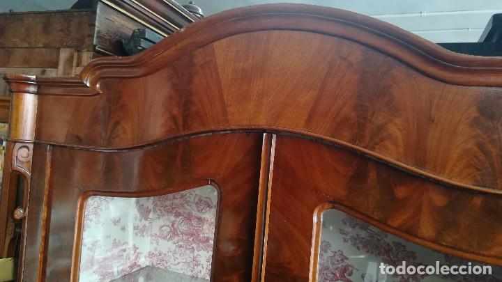 Antig&uuml;edades: VITRINA BIEDERMEIER PALMA DE CAOBA - Foto 6