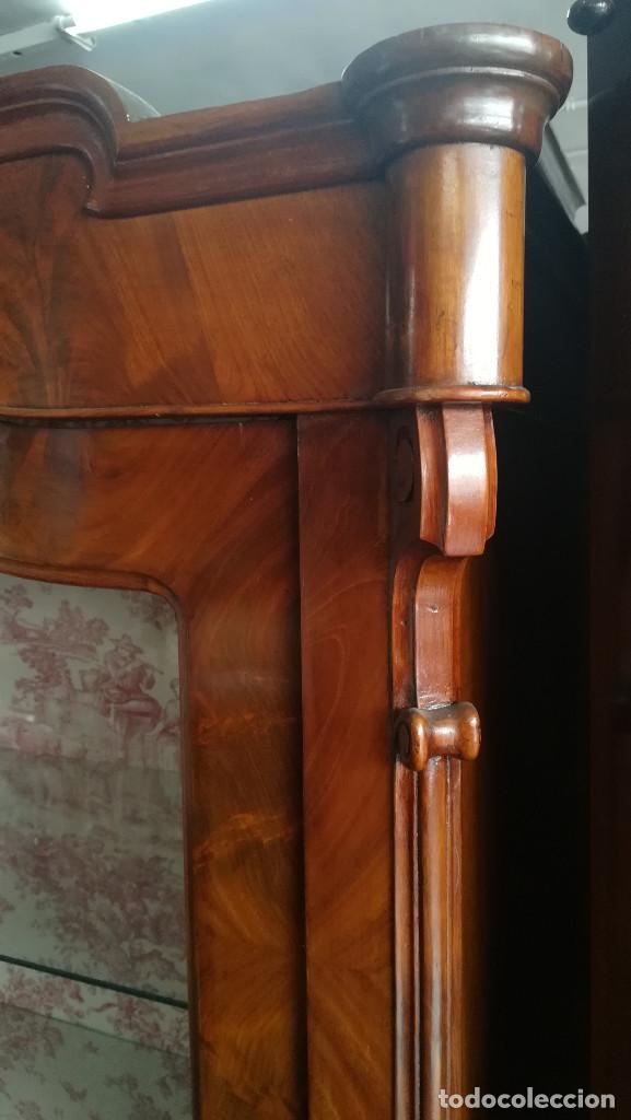 Antig&uuml;edades: VITRINA BIEDERMEIER PALMA DE CAOBA - Foto 7