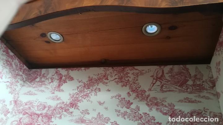 Antig&uuml;edades: VITRINA BIEDERMEIER PALMA DE CAOBA - Foto 14