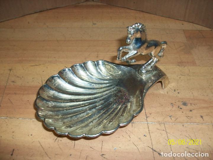 Antig&uuml;edades: JABONERA INGLESA CON FORMA DE CONCHA - Foto 1