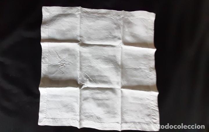 Antig&uuml;edades: 4 SERVILLETAS DE FINO ALGOD&Oacute;N - Foto 5