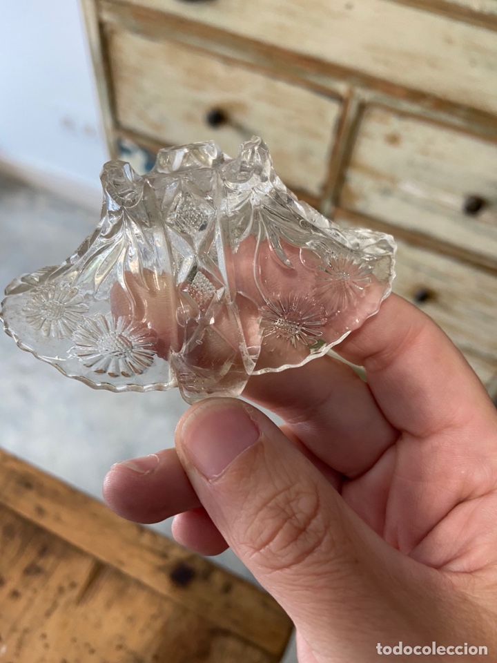 Antig&uuml;edades: Peque&ntilde;a cesta de cristal - Foto 14