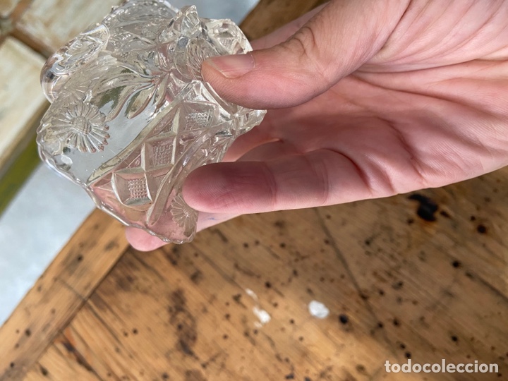Antig&uuml;edades: Peque&ntilde;a cesta de cristal - Foto 16