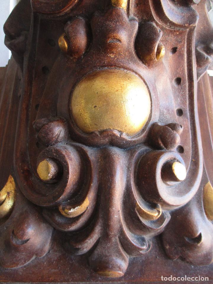 Antig&uuml;edades: Peana madera para santos - Foto 3