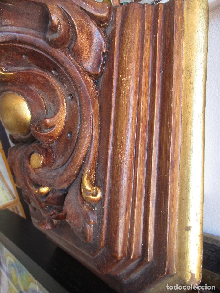 Antig&uuml;edades: Peana madera para santos - Foto 4