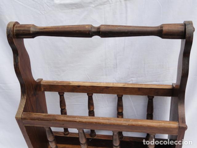 Antig&uuml;edades: REVISTERO DE MADERA. - Foto 5