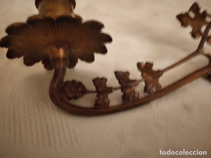 Antig&uuml;edades: Antiguo candelabro de piano de bronce - Foto 5