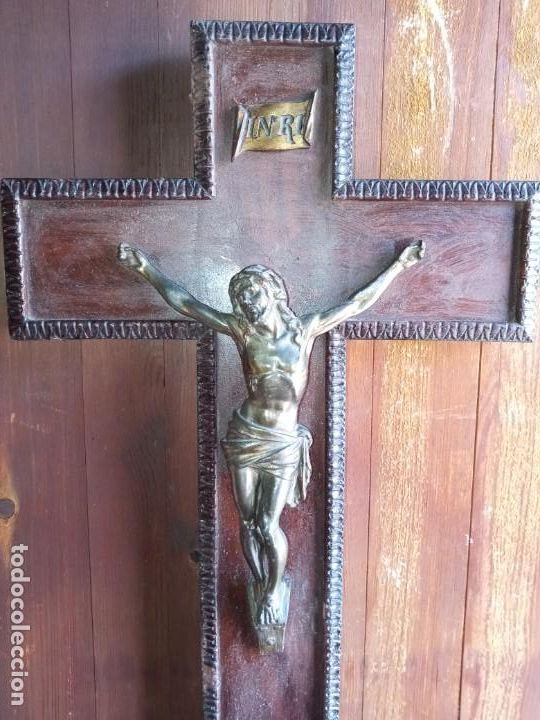 Antig&uuml;edades: CRUCIFIJO . - Foto 2