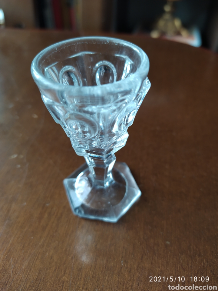 Antig&uuml;edades: Copa cristal Antigua - Foto 1