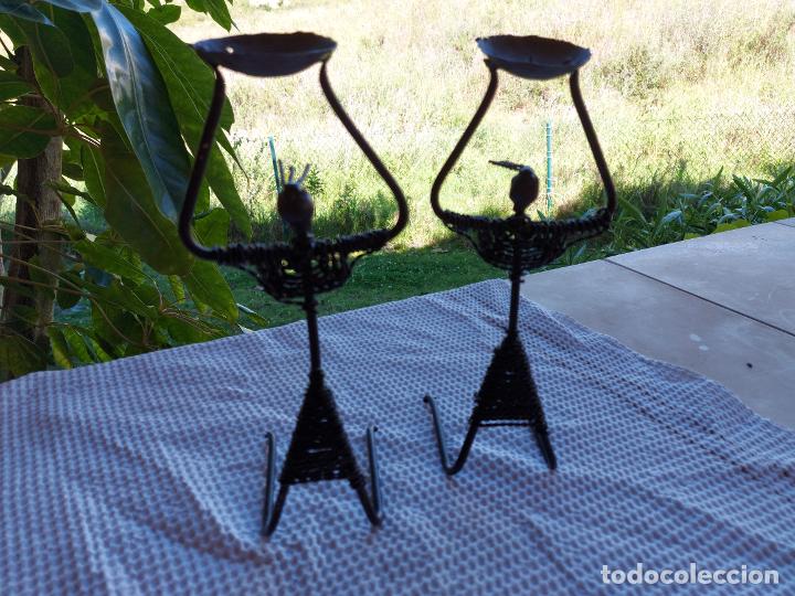 Antig&uuml;edades: LOTE 2 CANDELABROS ARTESANAL - Foto 2