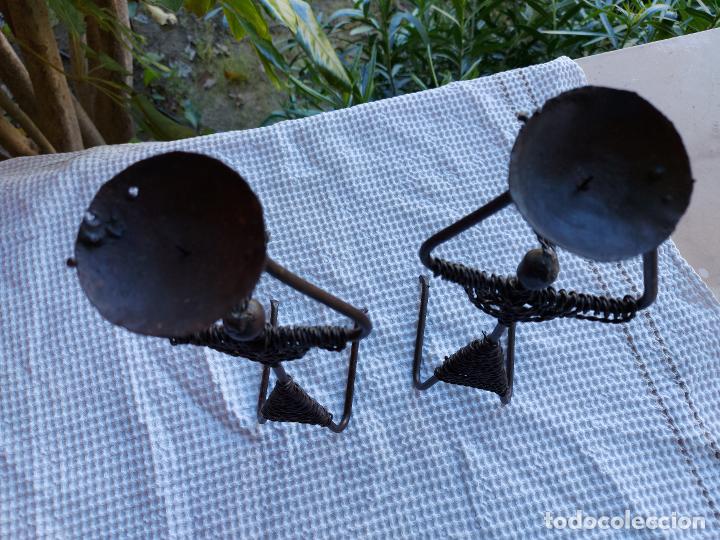 Antig&uuml;edades: LOTE 2 CANDELABROS ARTESANAL - Foto 3