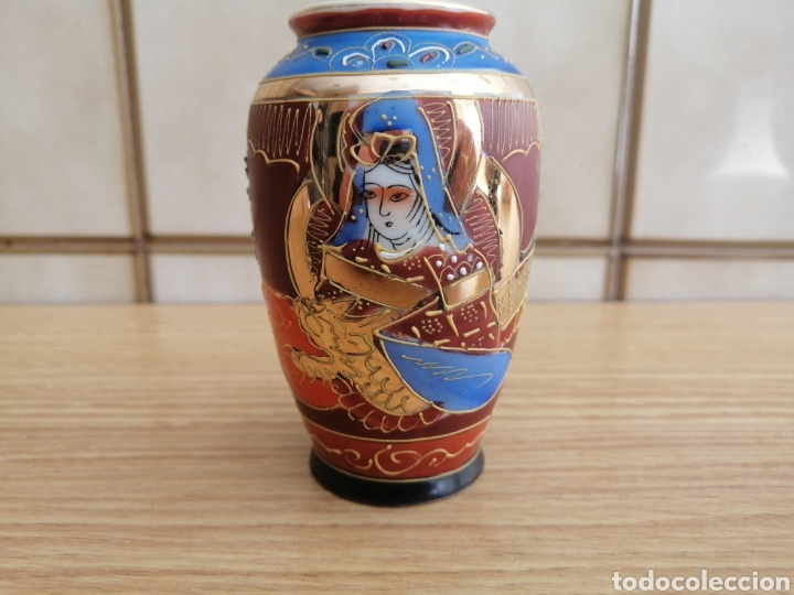 Antig&uuml;edades: Porcelana japonesa - Foto 1