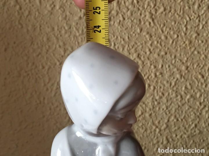 Antig&uuml;edades: FIGURA DE LLADRO MUJER SENTADA CON CESTA - Foto 5