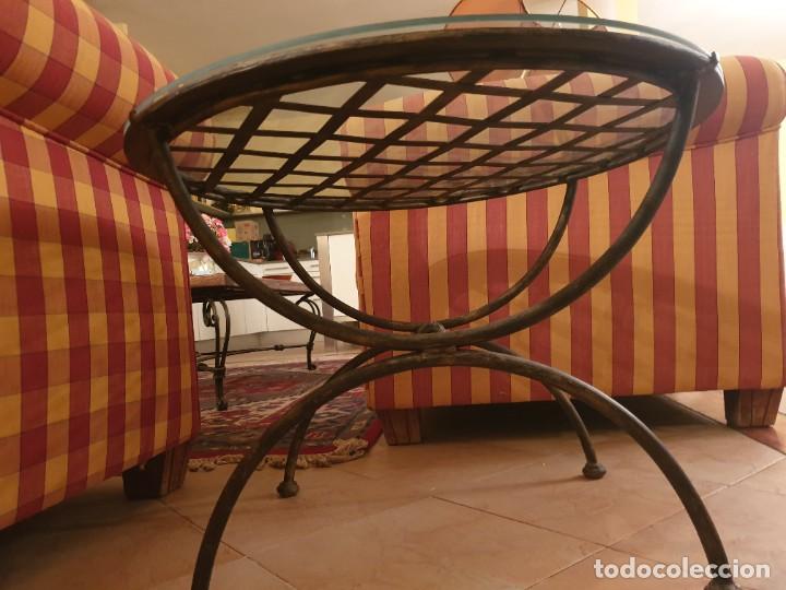 Antig&uuml;edades: MESA REDONDA CRISTAL Y FORJA 70x50cms - Foto 6