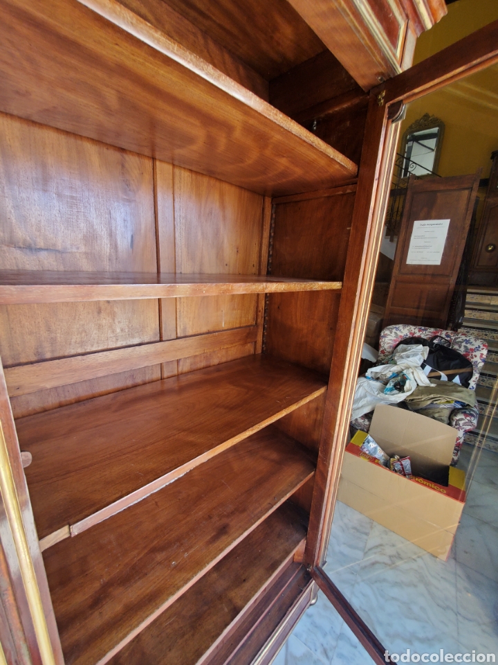 Antig&uuml;edades: vitrina - Foto 4