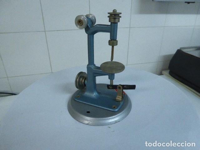 Antig&uuml;edades: M&aacute;quina de Vapor, Accesorio, Taladro