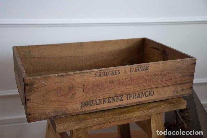 Antig&uuml;edades: Caja Madera Antigua Nestl&eacute; - Foto 1