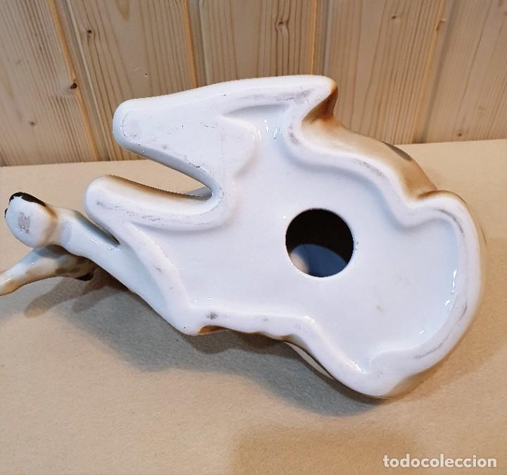 Antig&uuml;edades: FIGURA DE PORCELA - Foto 5