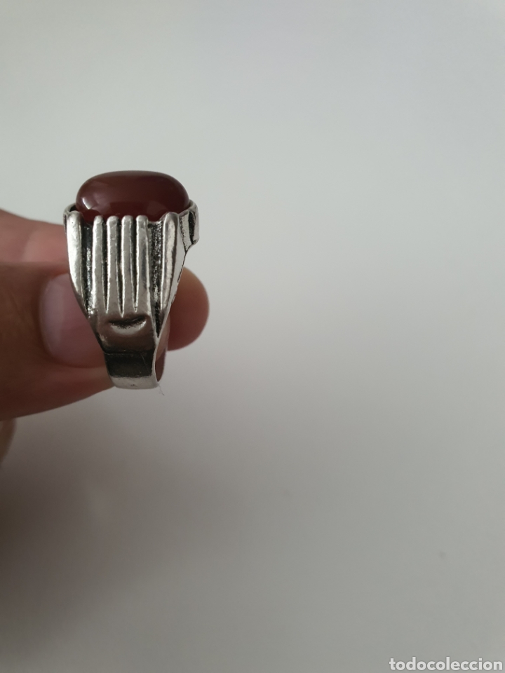 Antig&uuml;edades: Anillo de plata con coral - Foto 3