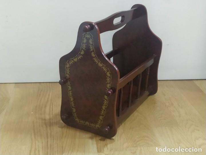 Antig&uuml;edades: REVISTERO DE MADERA - Foto 3