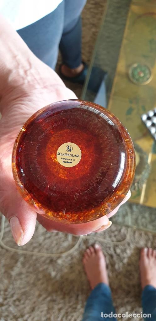Antig&uuml;edades: Pisapapeles cristal - Foto 3