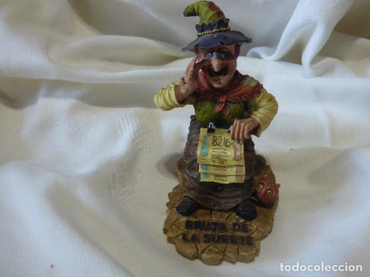 Antig&uuml;edades: Brujita de resina - Foto 1
