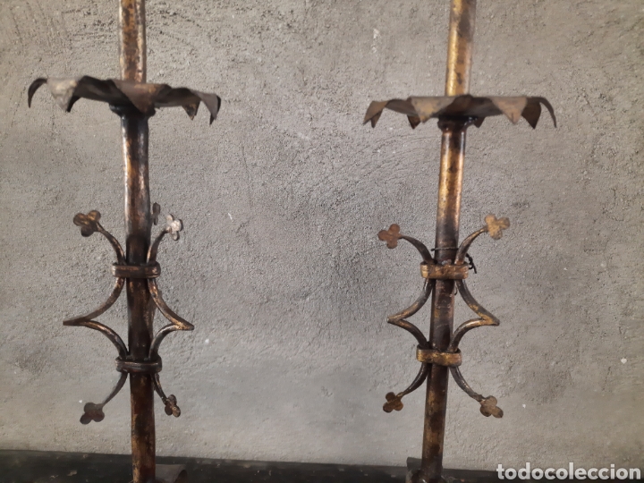Antig&uuml;edades: Pareja de l&aacute;mparas candelabro doradas - Foto 3