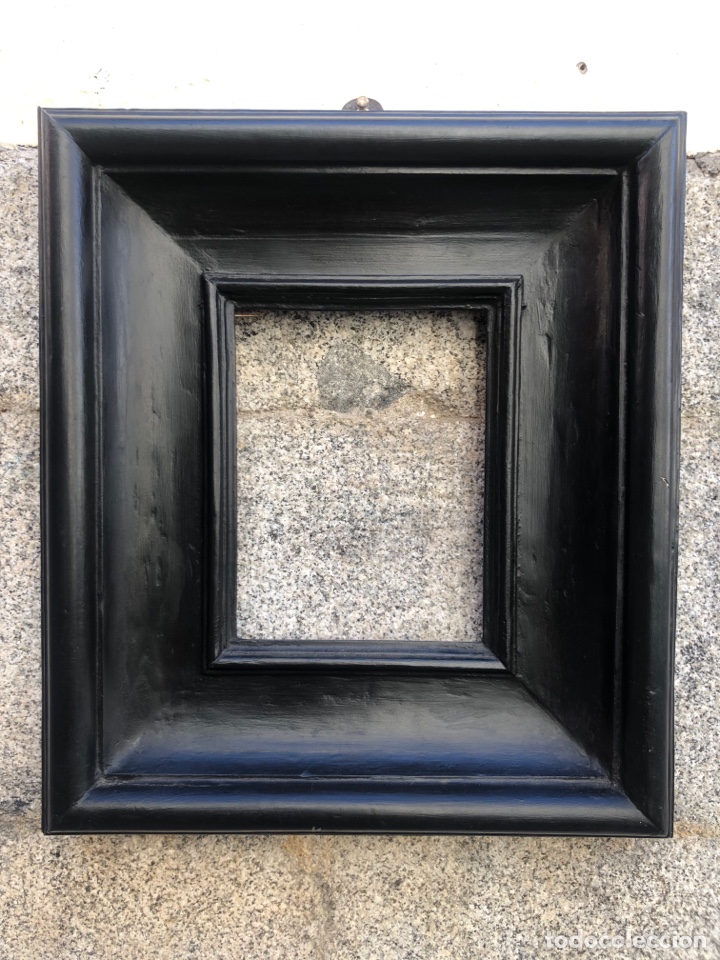 Antig&uuml;edades: Marco Negro - Foto 1