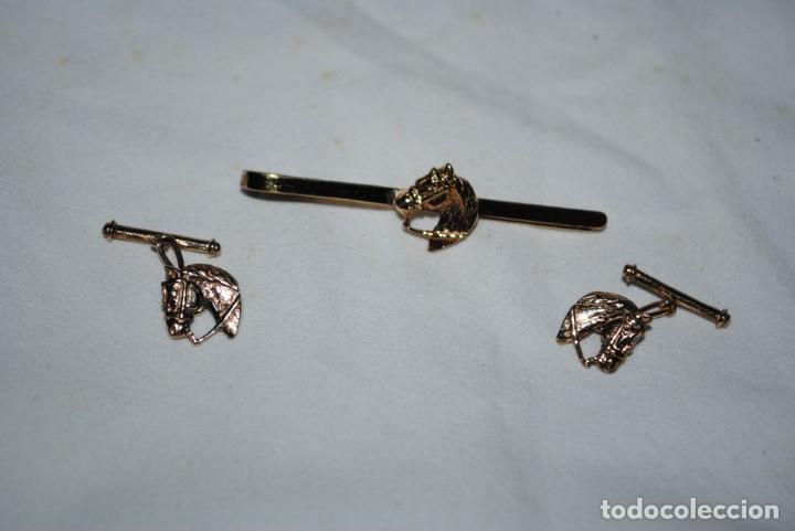 Antig&uuml;edades: CONJUNTO DE PISACORBATAS Y GEMELOS - Foto 2