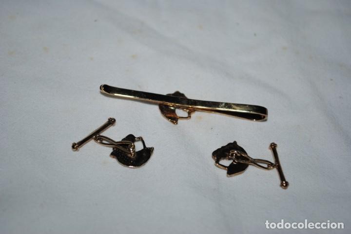 Antig&uuml;edades: CONJUNTO DE PISACORBATAS Y GEMELOS - Foto 3