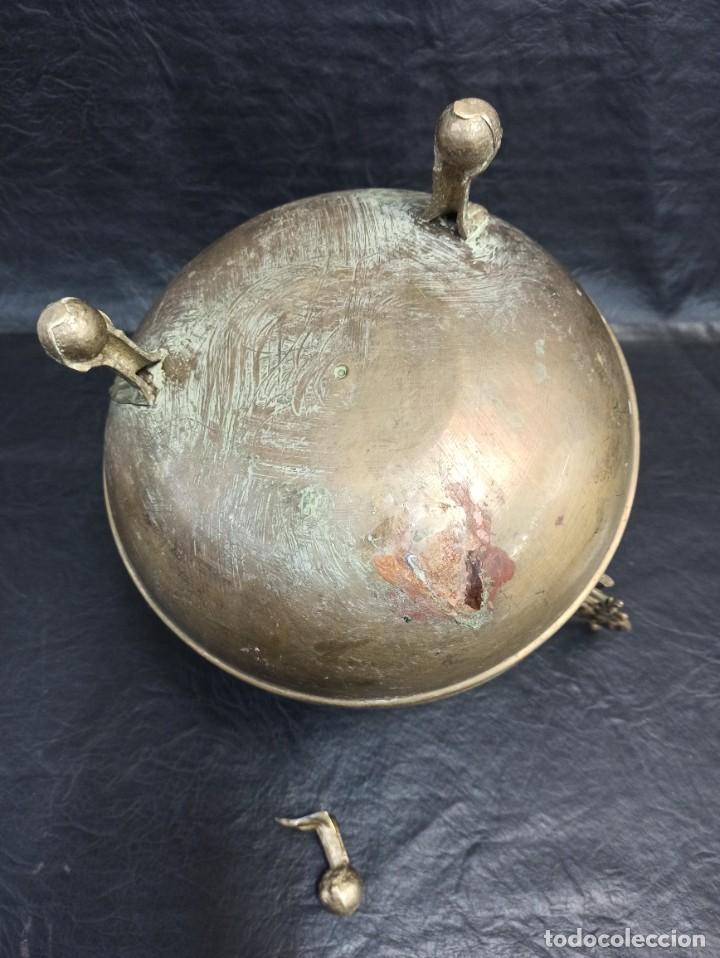 Antig&uuml;edades: Decorativo recipiente en lat&oacute;n. PD - Foto 7