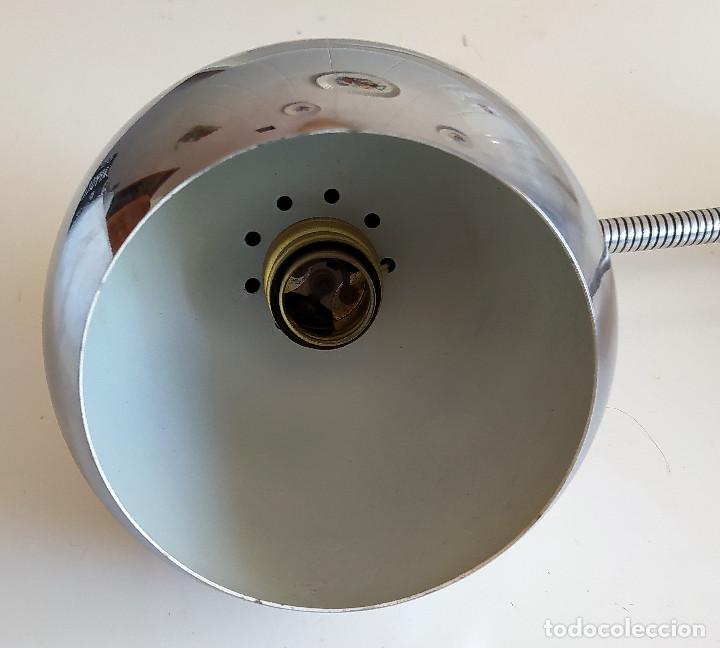 Antig&uuml;edades: FLEXO VINTAGE DE ACERO INOXIDABLE - Foto 4