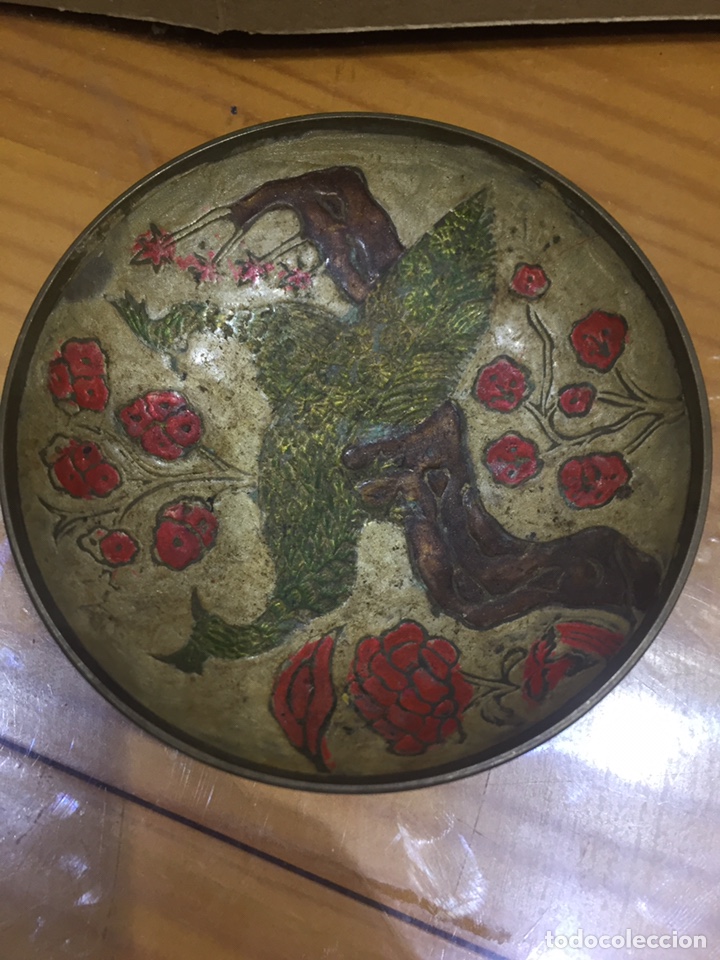 Antig&uuml;edades: Plato de bronce esmaltado - Foto 4
