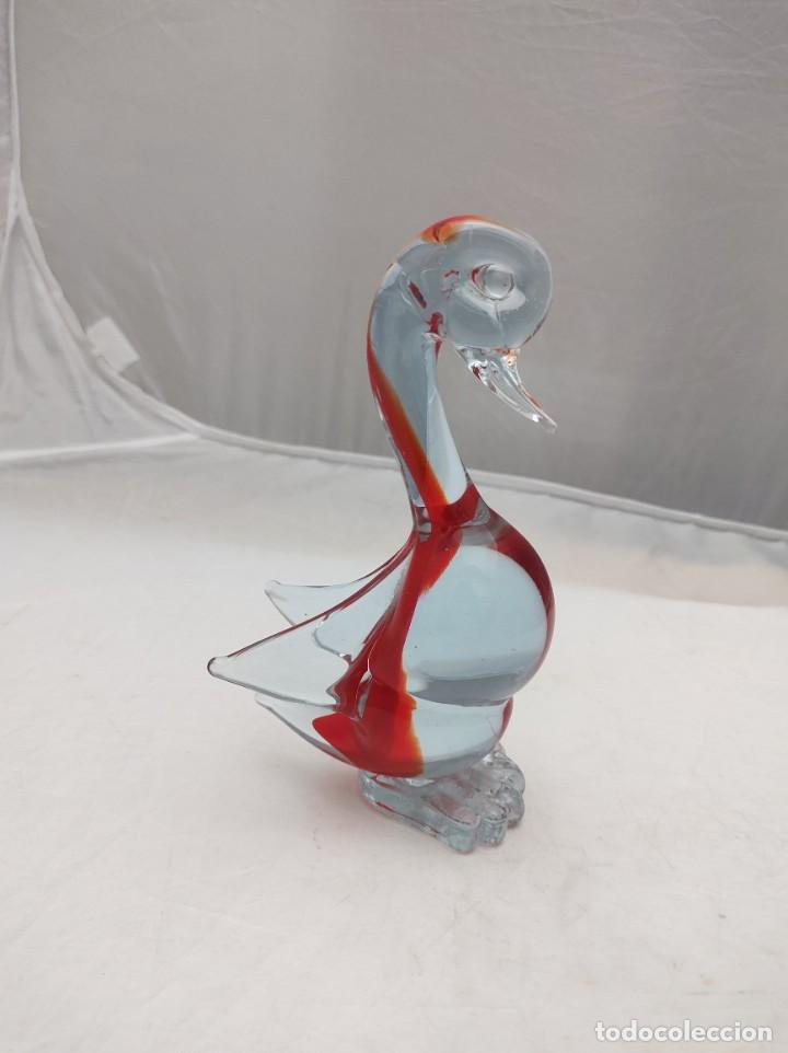 Antig&uuml;edades: Pato en cristal de Murano rojo - Foto 1