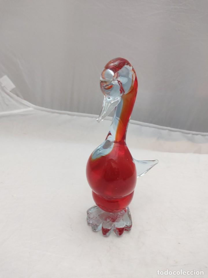 Antig&uuml;edades: Pato en cristal de Murano rojo - Foto 2