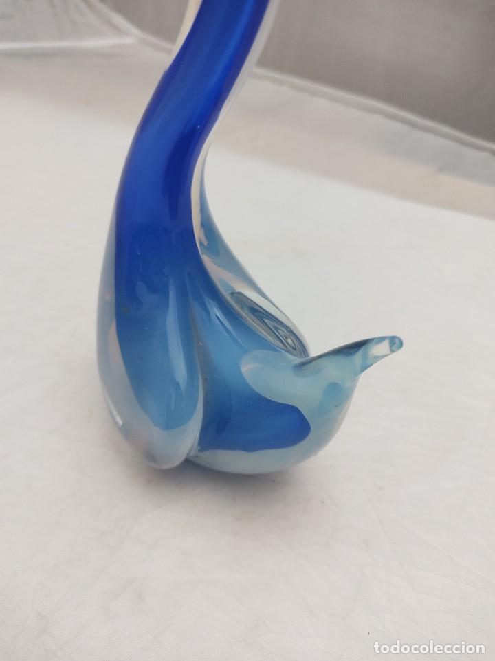 Antig&uuml;edades: Ave lacustre en cristal de Murano azul - Foto 3