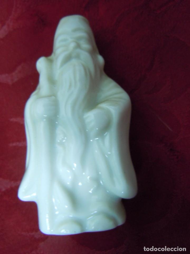 Antig&uuml;edades: 2 DIOSES CHINOS DE PORCELANA - Foto 6