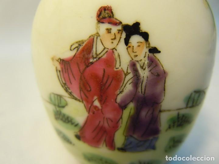Antig&uuml;edades: TABAQUERA CHINA DE RAPE DE PORCELANA - Foto 2