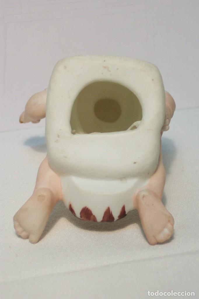 Antig&uuml;edades: NI&Ntilde;O CHOCOLATERO EN PORCELANA BISCUIT - Foto 4