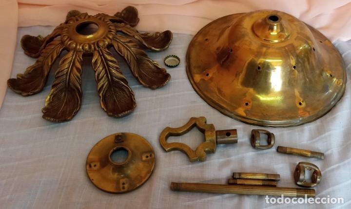 Antig&uuml;edades: Piezas en bronce para reutilizar.