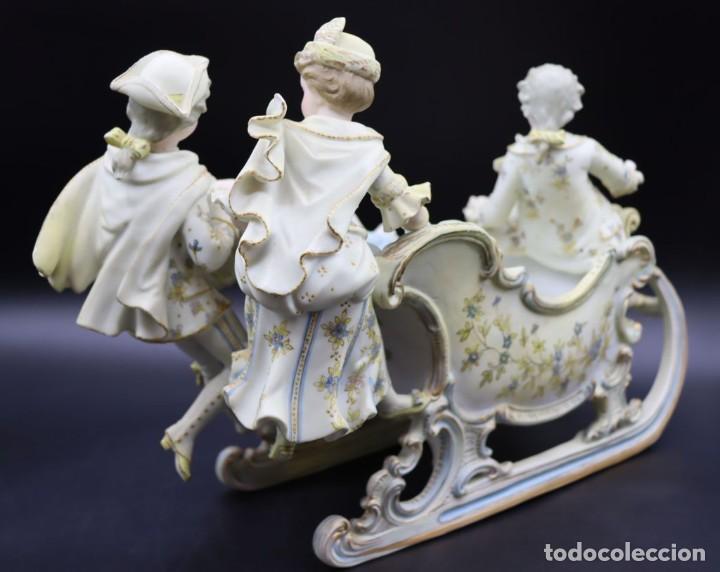 Antig&uuml;edades: Trineo de porcelana de biscuit - Foto 8
