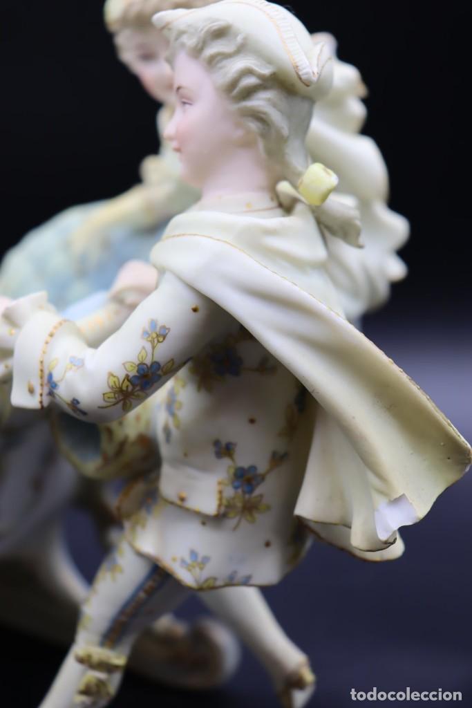 Antig&uuml;edades: Trineo de porcelana de biscuit - Foto 11