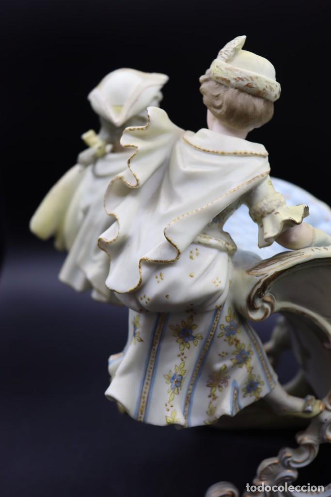 Antig&uuml;edades: Trineo de porcelana de biscuit - Foto 13