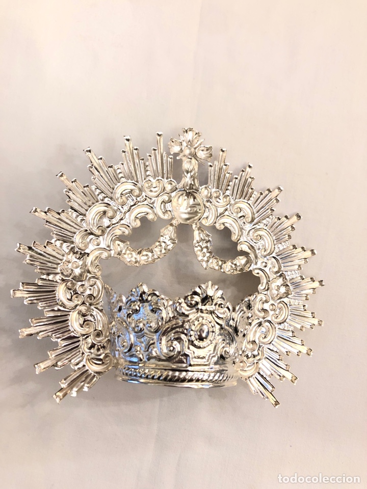 Antig&uuml;edades: Corona Virgen plateada, 5 cm di&aacute;metro - Foto 4