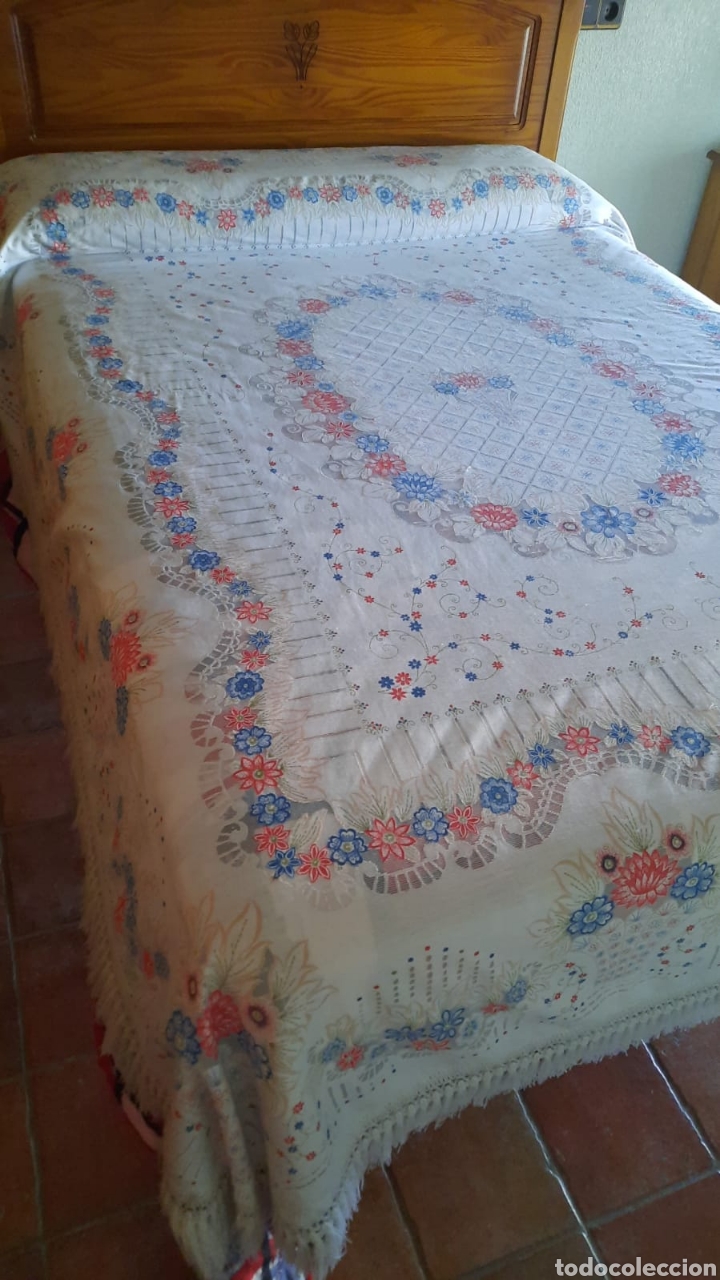 Antig&uuml;edades: Edred&oacute;n colcha vintage - Foto 1
